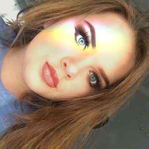 Meet your Posher, Destiny